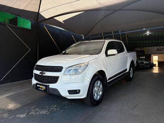 CHEVROLET S10 2.4 LT 4X2 CD 8V FLEX 4P MANUAL CHEVROLET S10 2.4 LT 4X2 CD 8V FLEX 4P MANUAL